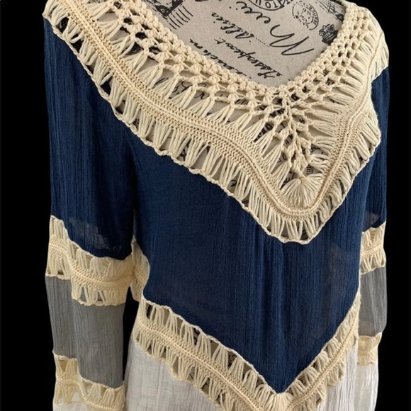 Women's medium boho Blouse - Picture 2 of 7